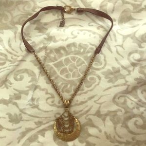 Vintage 70 Hippie Suede/ hammered Goldtone choker